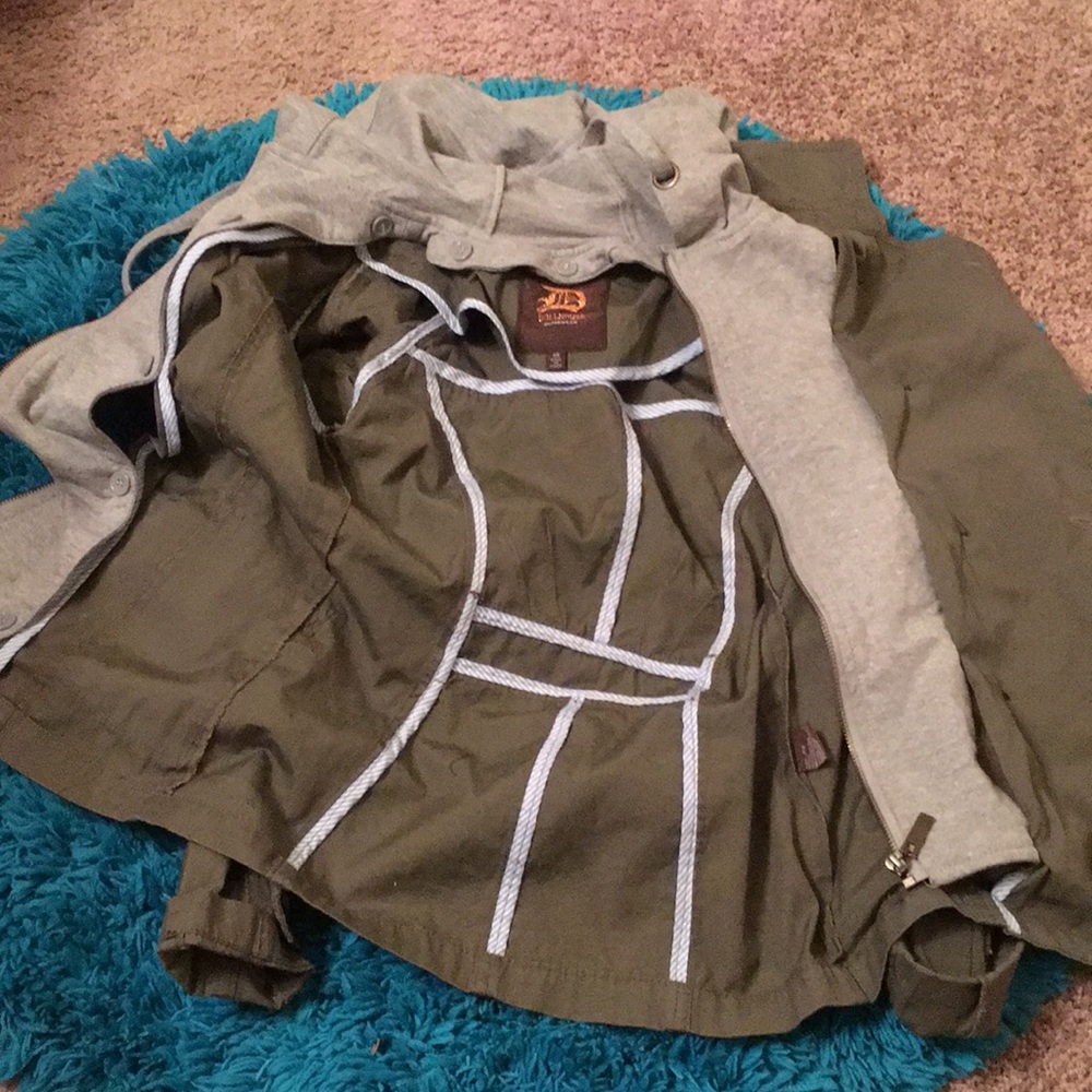 Utility Jacket - Picture 6 of 7